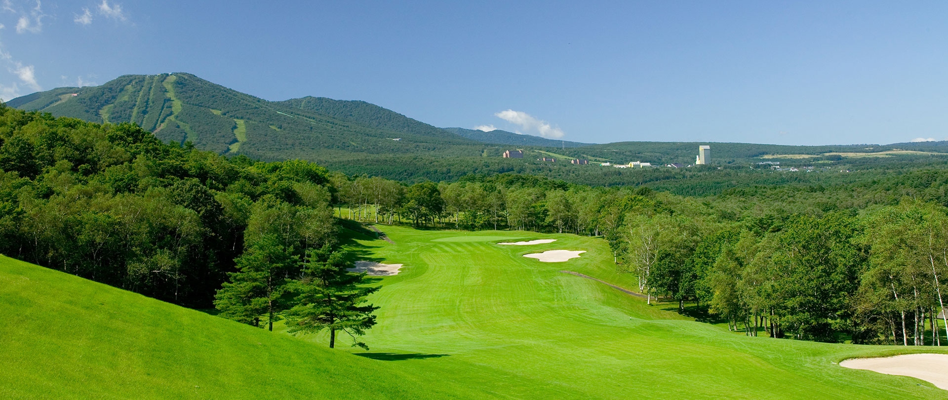 ANAインターコンチネンタル安比高原リゾート泊
安比高原リゾートゴルフ《チャンピオンコース》 ■乗用カートセルフプレー＋極上の朝食付き＜アペロタイムや季節のアフタヌーンティ付き＞